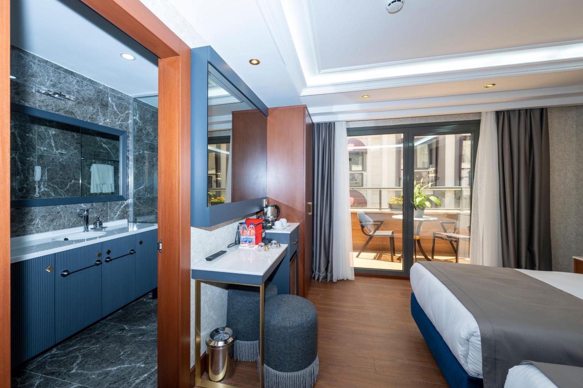 Freya Hotel Istanbul Exteriör bild